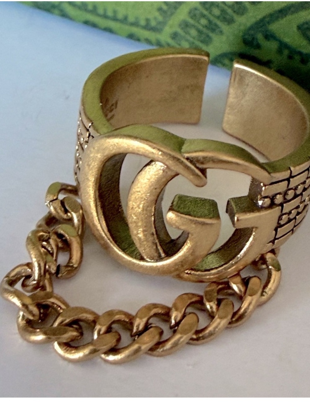Gucci Gold Chain Ring with Logo Detail